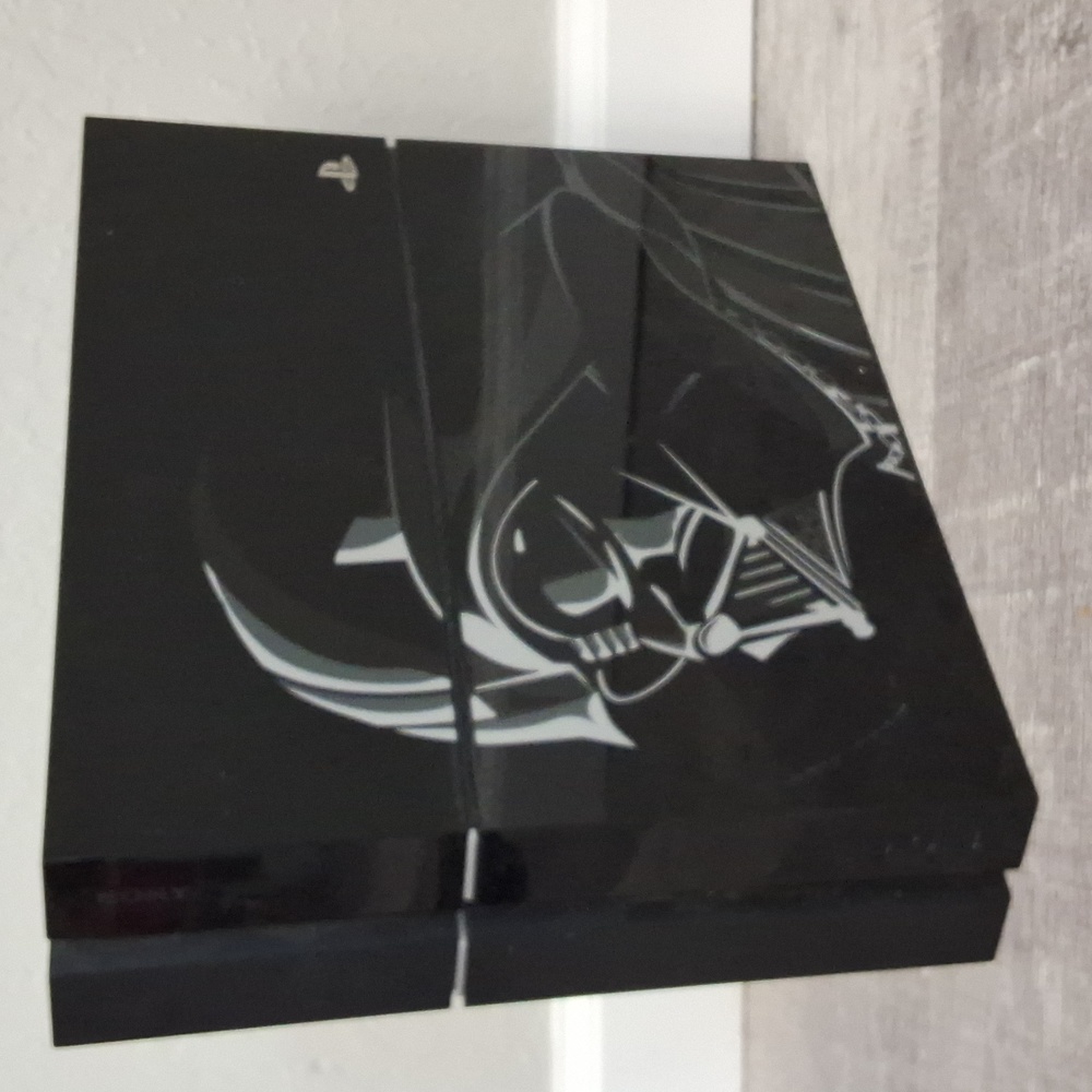 Limited edition battlefront 1, Darth vadar rapped Playstation4